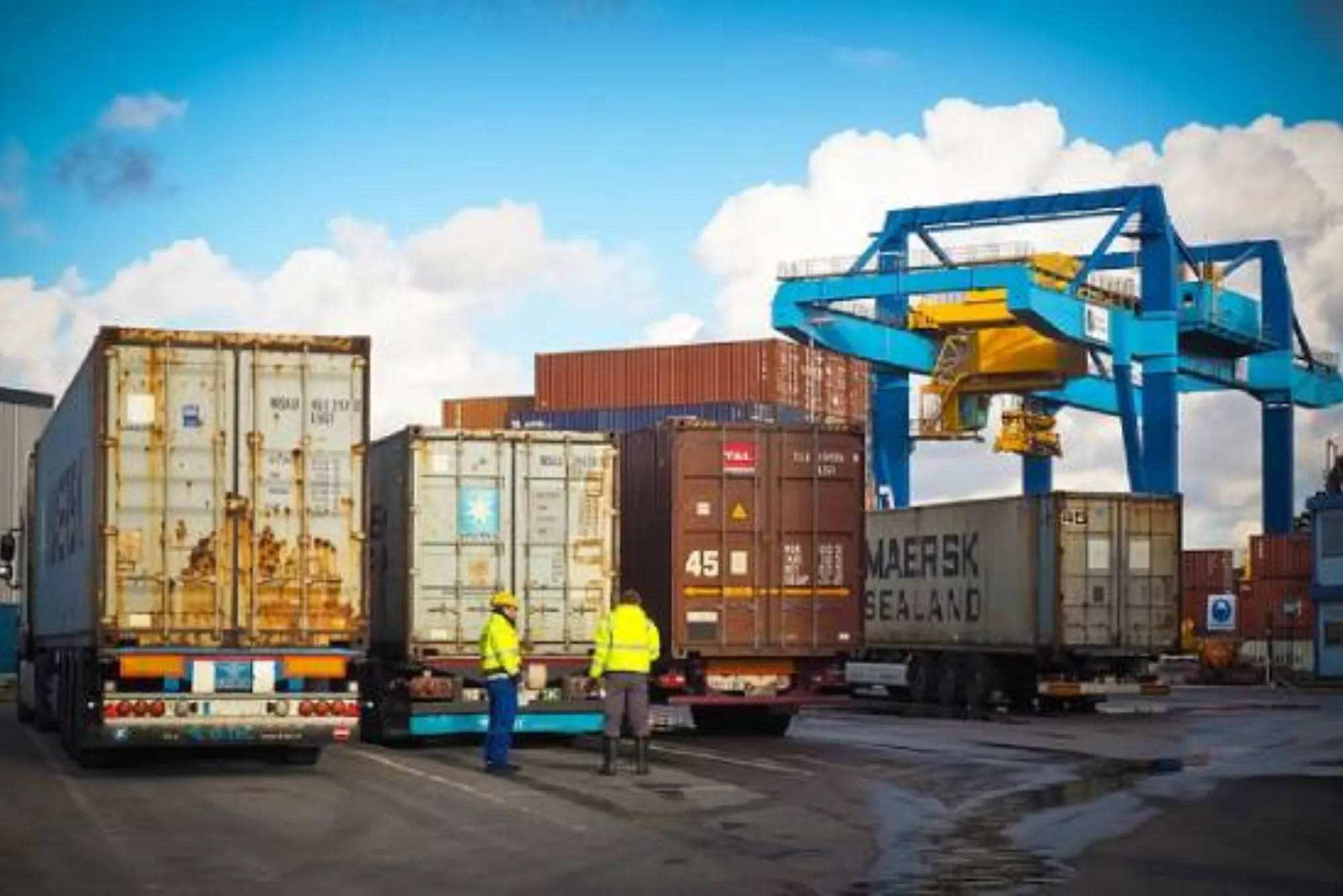 Best Door to Door Cargo Shipping Service in Riyadh Buddy Movers