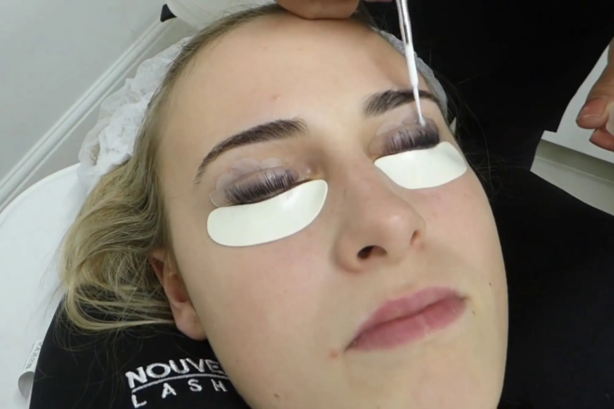 Lash Lift Dubai: Long-Lasting Natural Lash Enhancement